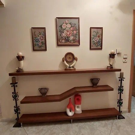 Areti's Garden Lägenhet *